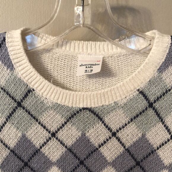 ABERCROMBIE KIDS SIZE 15/16 WHITE BLUE ARGYLE LONG SLEEVE COTTON BLEND SWEATER - Picture 2 of 6